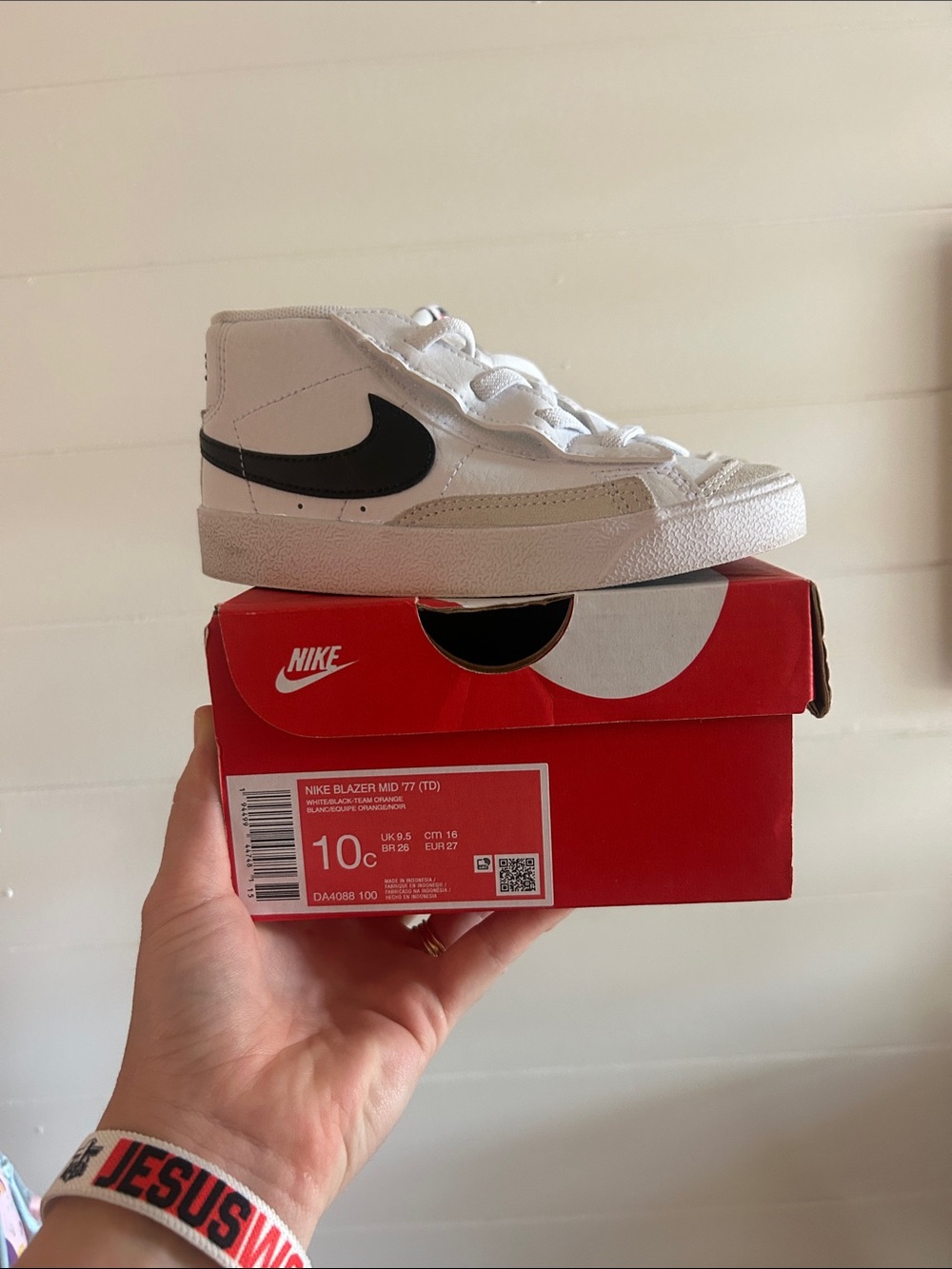Nike Kids White and Black Blazer Mid ‘77 Sneaker